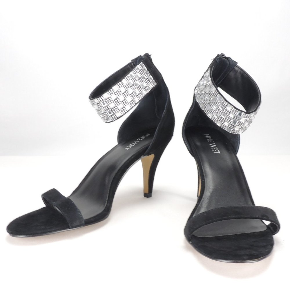 NWOB Nine West Suede Rhinestone Ankle Strap Heels